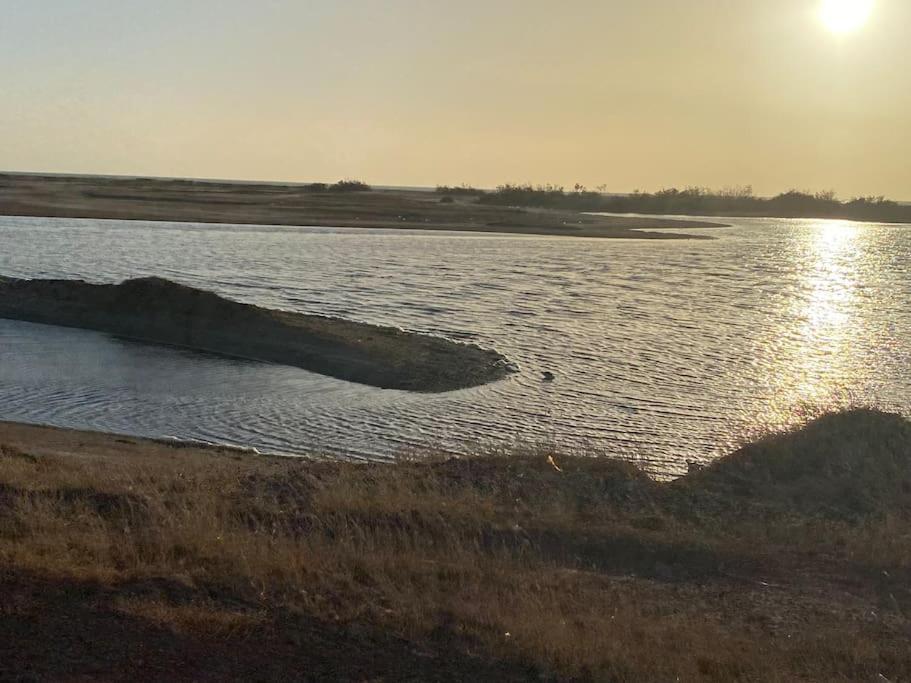 Petite Maison En Bord De Mer Palmarin Nguedj Kültér fotó