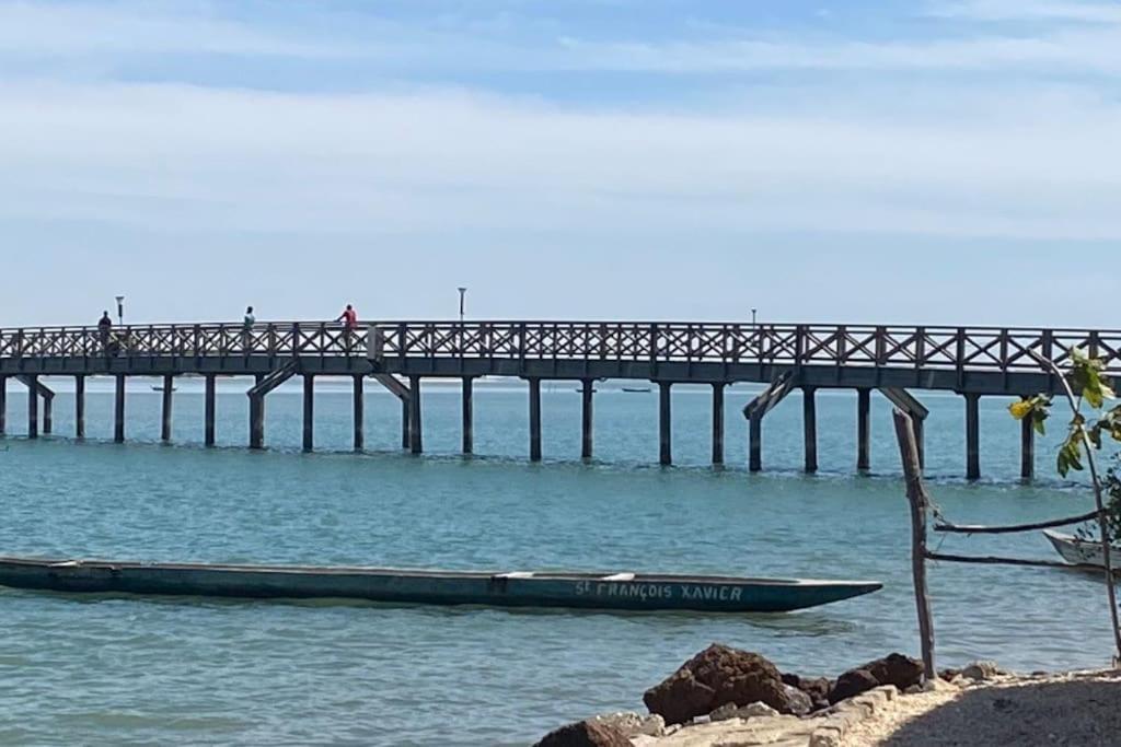Petite Maison En Bord De Mer Palmarin Nguedj Kültér fotó
